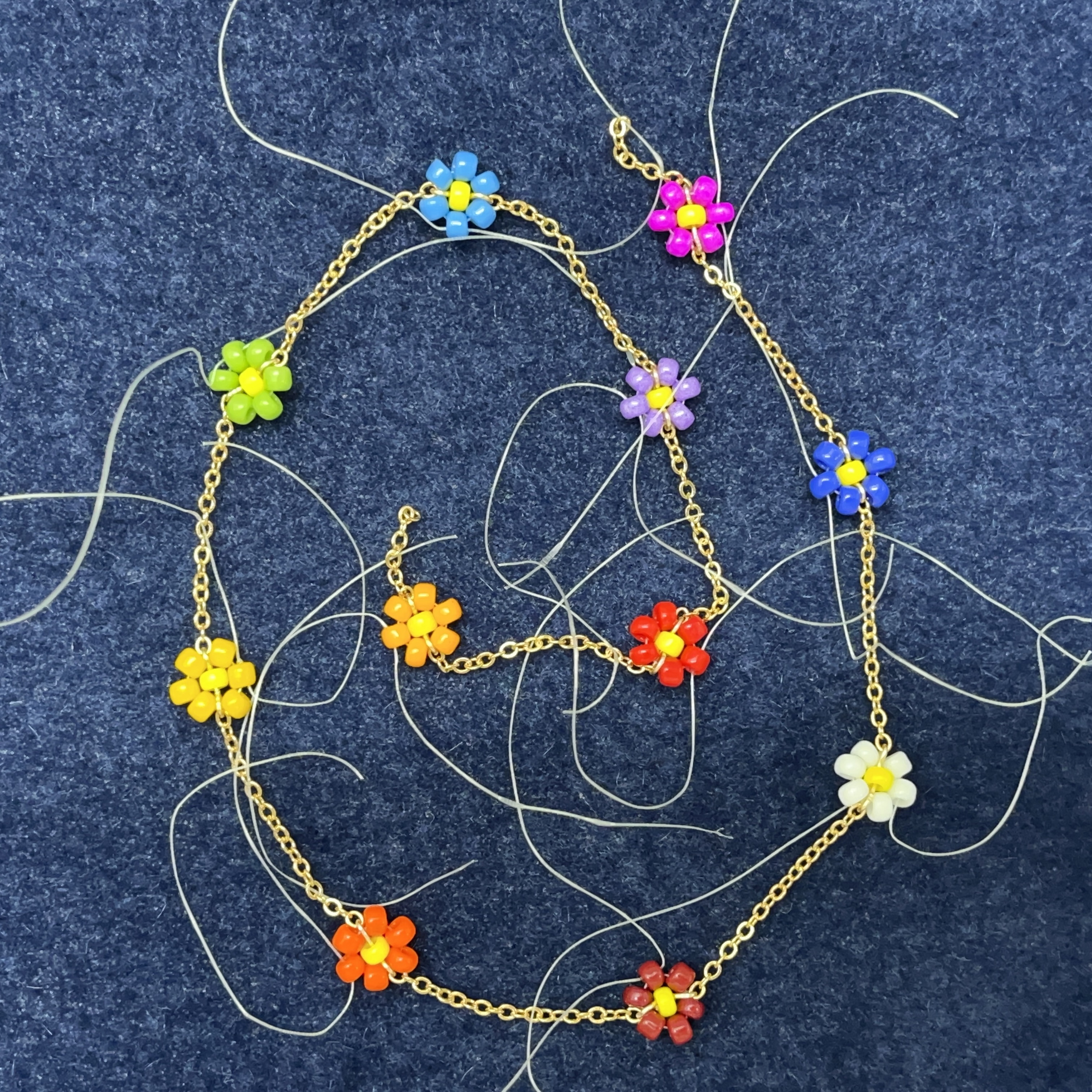 Black Daisy Flowers White Chain Necklace, Bracelet, Ring Seed Beads Choker  | eBay